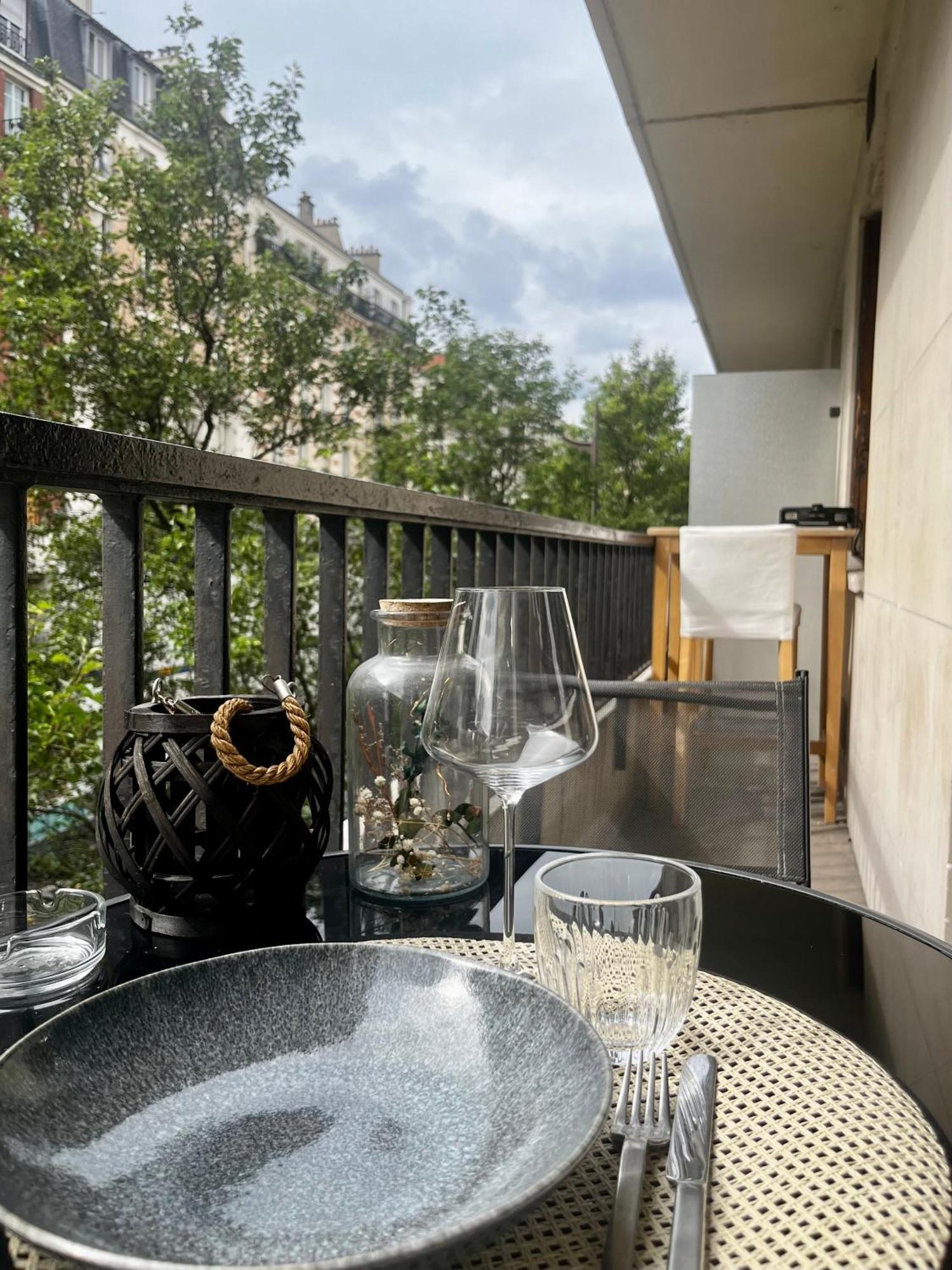Appartement Lumineux Au Coeur De Paris Exterior foto